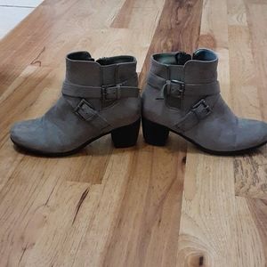 Croft & Barrow booties